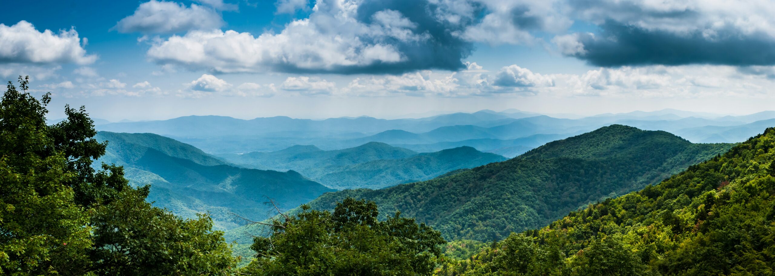 Great Smoky Mountains misty ridgeline Tennessee